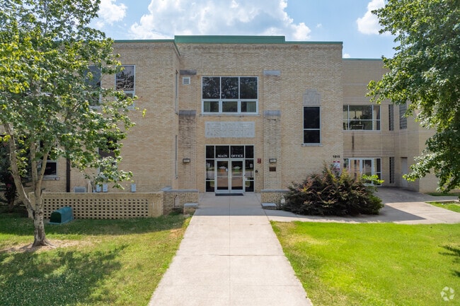 Conway Junior High supports student achievement and growth in East Conway.