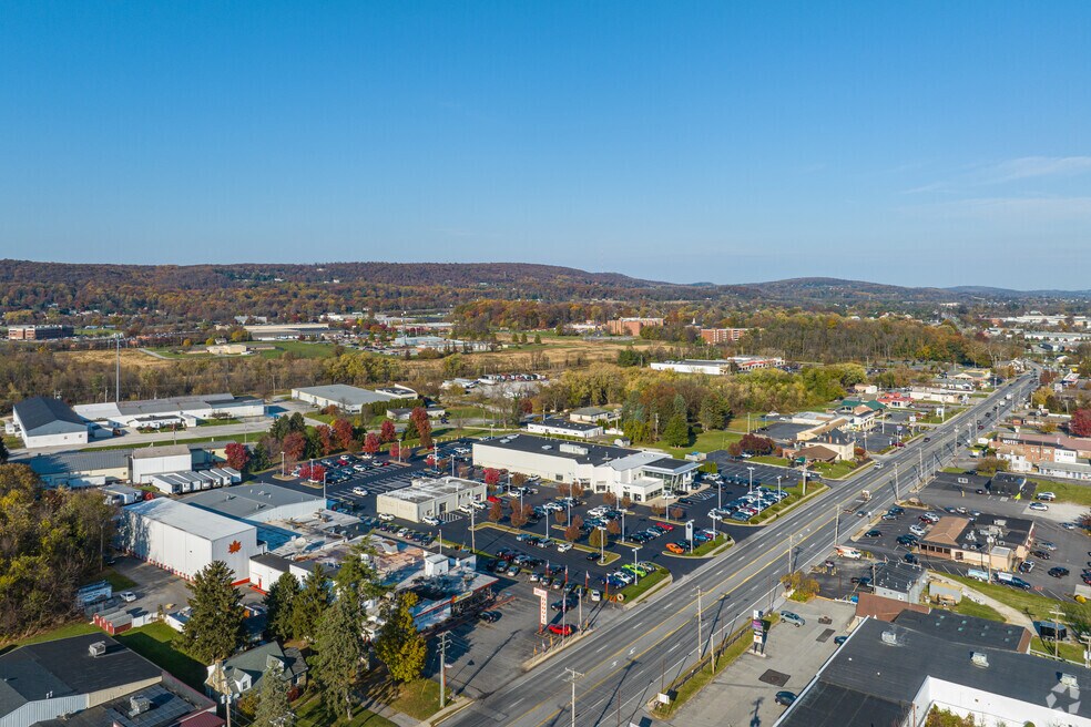 Neighborhood_SpringettsManor-Yorklyn_V3_010424