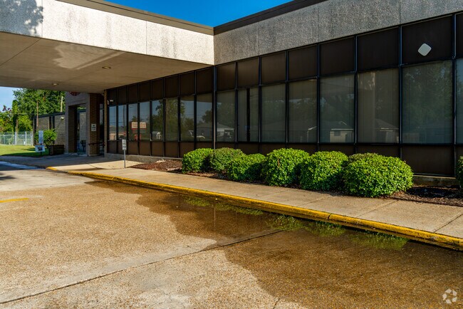 Courses in Reading, Writing, and Literature are available at R. F. Wilson Elementary School.