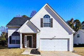 1438 Pebble Ridge Ln, Hampton, GA 30228