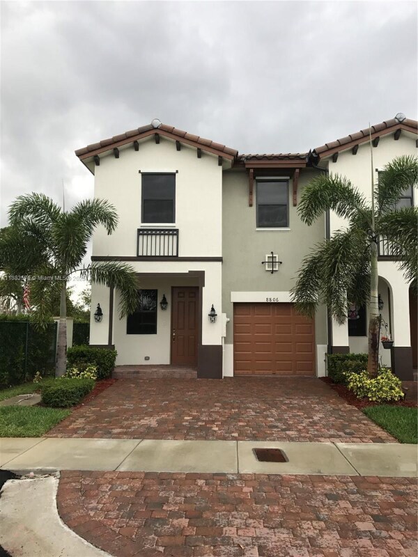 8866 NW 103rd Ave, Doral, FL 33178