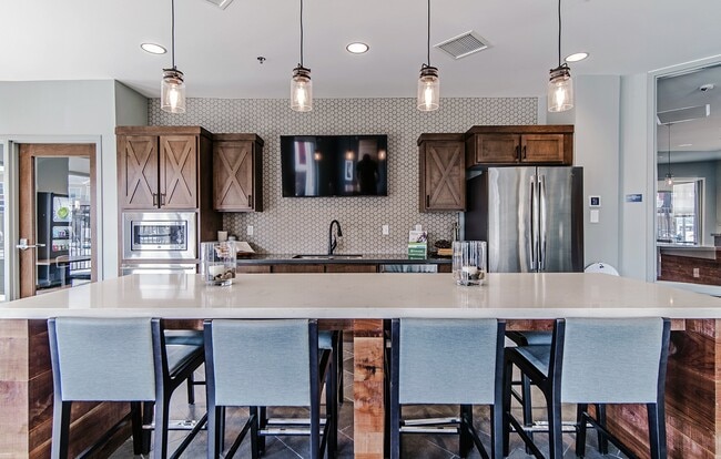 East Range Crossings, Denver, CO 80249 - photo 7