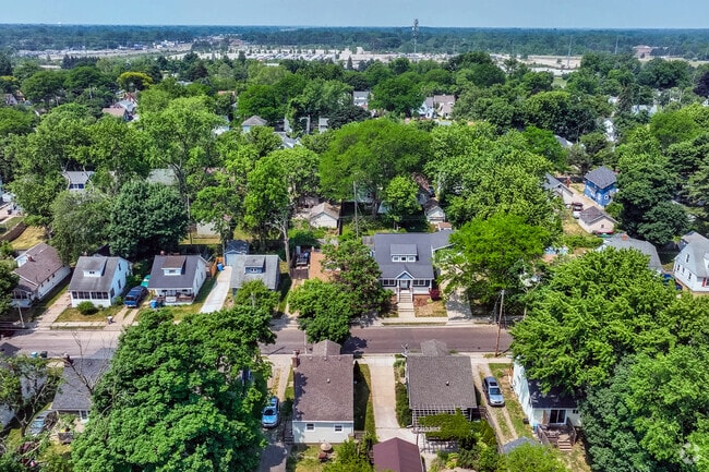 The Old Oakland neighborhood is a small community made up of traditional homes.