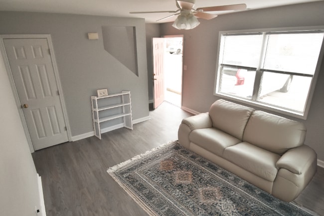 620 S Main St, Mooresville, NC 28115 - photo 4