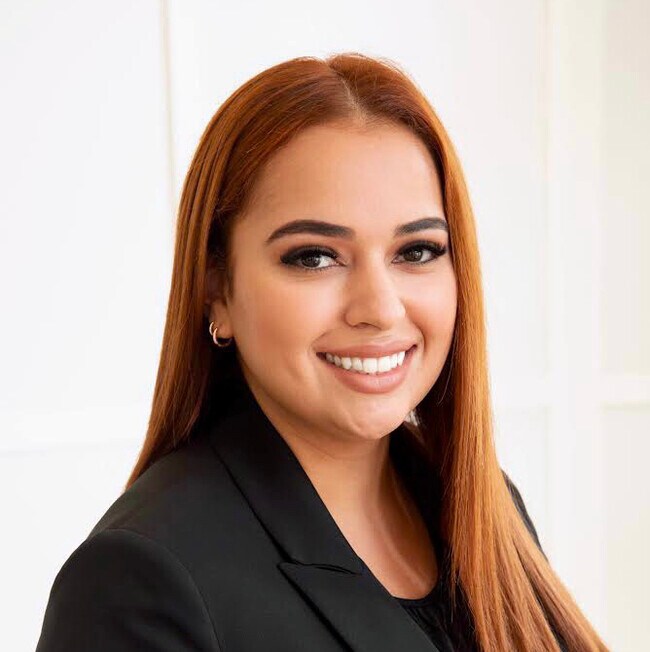 Agent Photo