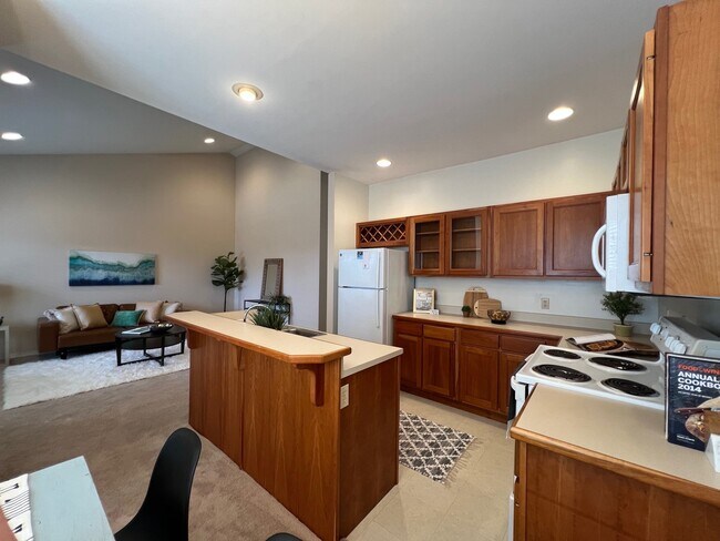 Woods at Latimer (1 bed/1 bath community), Bloomington, IN 47401 - photo 5