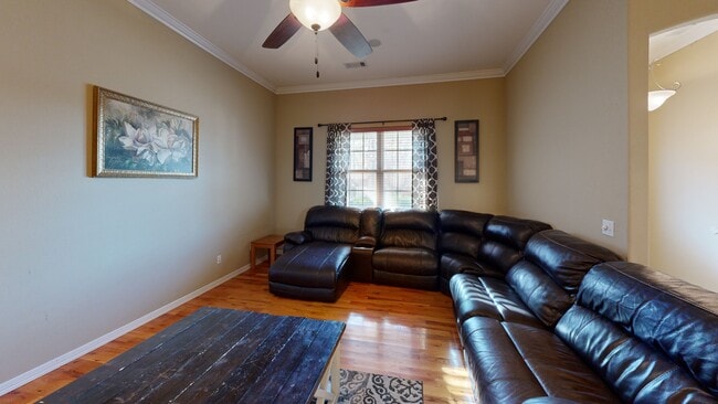 22 Bassingham Ln, Bella Vista, AR 72715 - photo 3