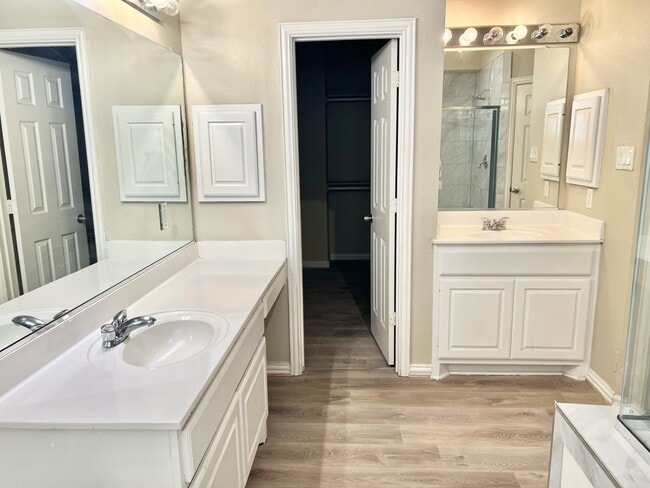 2421 Mallard Dr, Little Elm, TX 75068 - photo 7