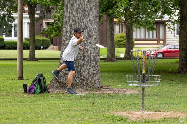 Disc golf is a popular recreation option in Melody Hill.