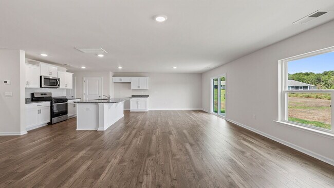 409 Wildcat Branch Ln, Seneca, SC 29678 - photo 5