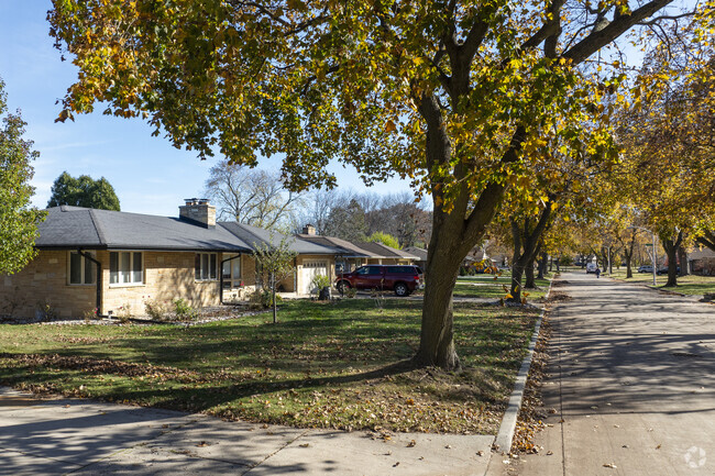 Ranches style homes line the streets in Honey Acres.