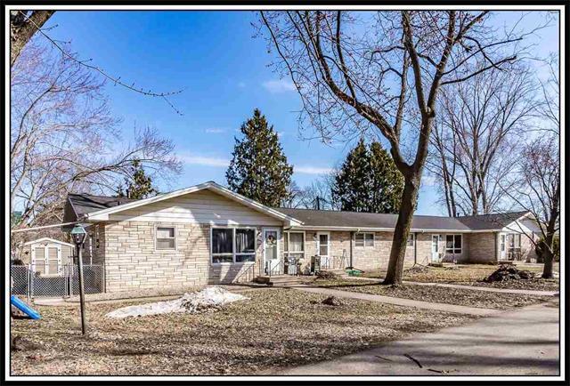 613 E Washington St unit 613, New London, WI 54961 - photo 2