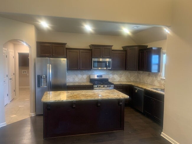 1630 Abbey Ln, Centerton, AR 72719 - photo 4