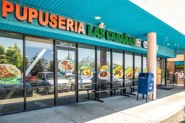 Pupuseria Las Cabañas Restaurant & Bar is very popular among locals in the Mission-Garin.