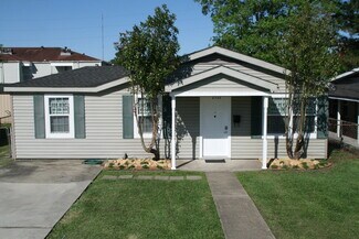 2705 Rose Dr, Gretna, LA 70053