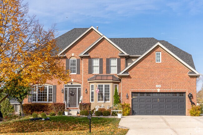 Large brick homes are the norm in Thornwood.