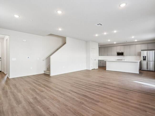 2046 Meyer Ln, Redlands, CA 92374 - photo 6