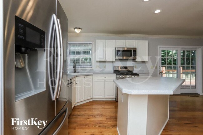 16030 Surfview Ct, Grover, MO 63040 - photo 6