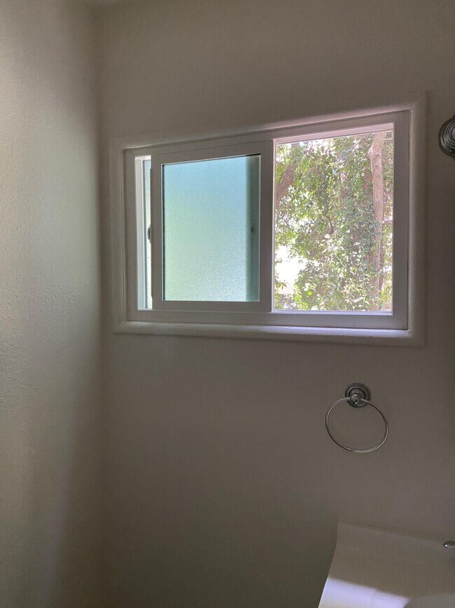 15555 Parthenia St unit 120, North Hills, CA 91343 - photo 7