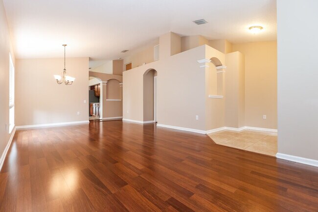 5920 Count Turf Ln, Wesley Chapel, FL 33544 - photo 5
