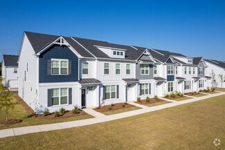 109 Alicia Way, Lagrange, GA 30241