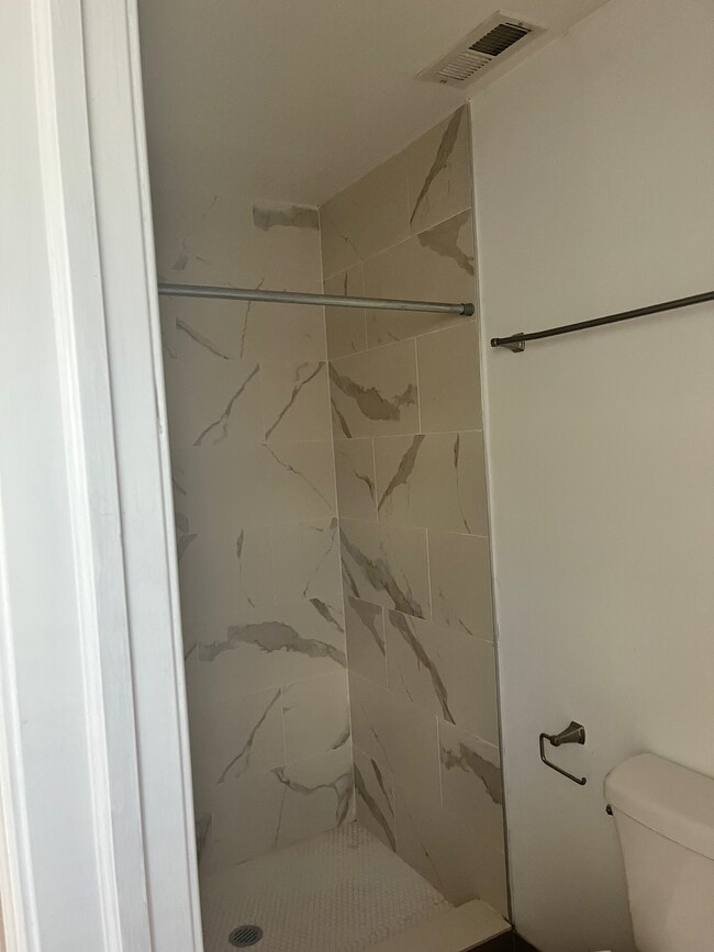 901-3 Diamond St unit 2F, Philadelphia, PA 19122 - photo 7