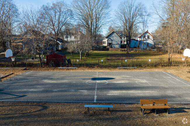 School Street School is a public school in Strafford County for students K-4.