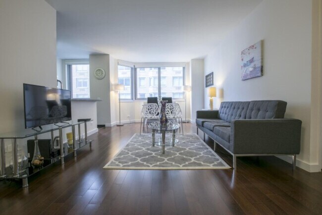 120 E 40th St unit FL2-ID1039014P, New York, NY 10016 - photo 2