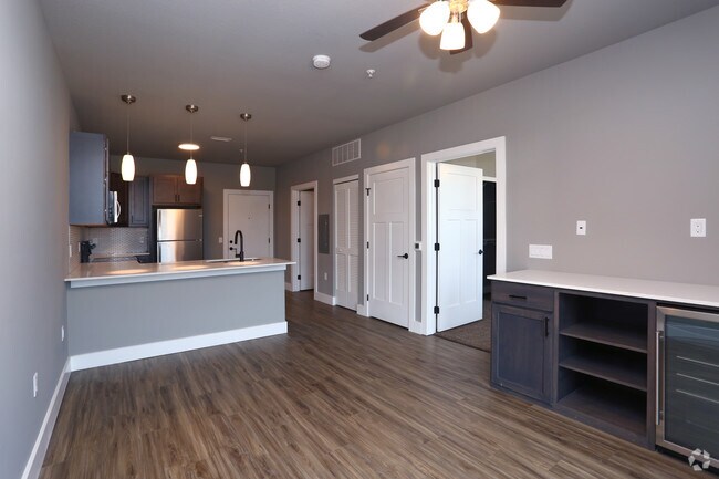 Fields South, Champaign, IL 61822 - photo 3