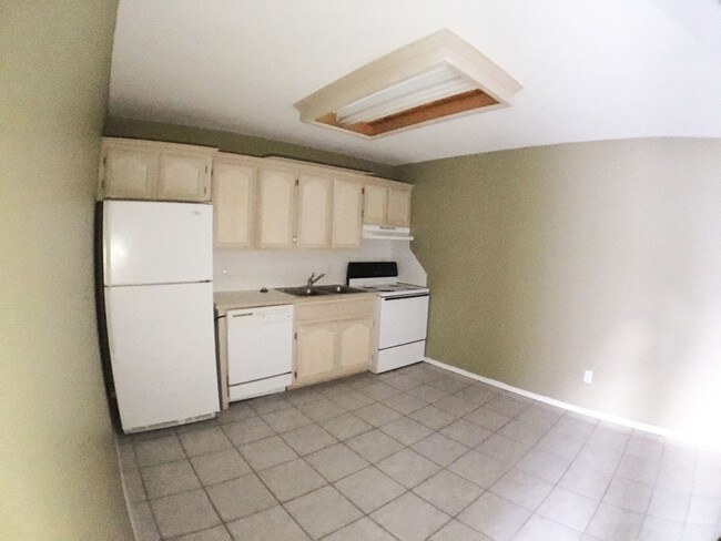 DINING AND KITCHEN