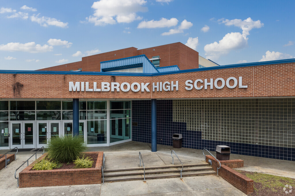 Millbrook High School, Rankings & Reviews