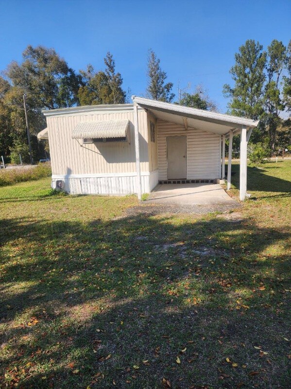 38748 Calumet Ave, Zephyrhylls, FL 35542 - photo 2