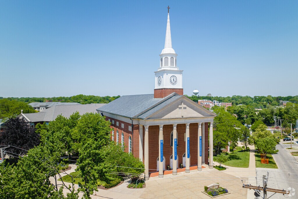 Welcome to Saint Petronille School.