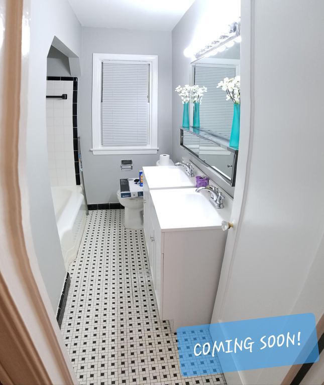 12490 Pearl St, Southgate, MI 48195 - photo 5