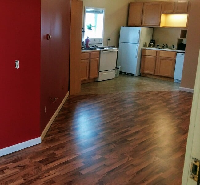 321 N Michigan Ave unit 2, Big Rapids, MI 49307 - photo 3