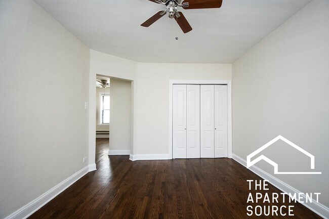 3849 N Greenview Ave unit 1, Chicago, IL 60613 - photo 5