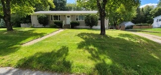 13 Walnut St, Rehoboth, MA 02769