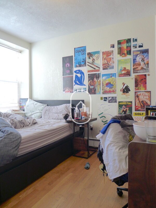 70 Hammond St, Roxbury Crossing, MA 02120 - photo 4