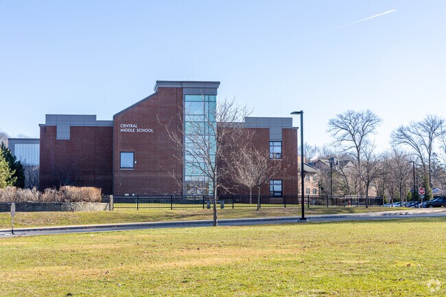 The main building at the Stoneham Central Middle School in Stoneham, MA.