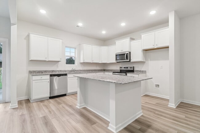 516 Tasmanian Oak Aly NW, Aiken, SC 29801 - photo 3