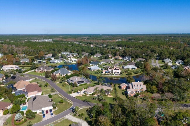 An aerial of Hunters Ridge in fall.