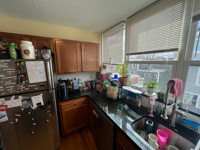332 Beacon St unit 3, Somerville, MA 02143 - photo 6