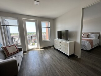 409 Elm St, Manchester, NH 03101