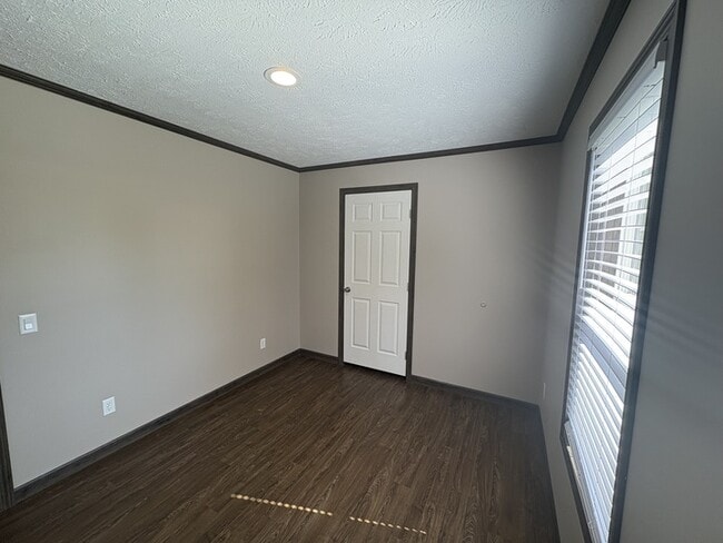 2100 S Scott Blvd, Iowa City, IA 52240 - photo 5