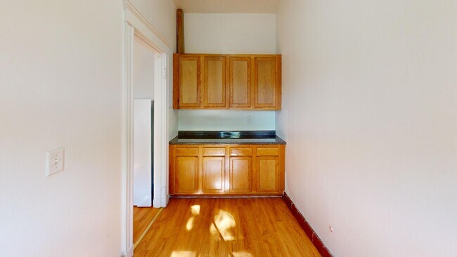 137 Chiswick Rd unit 12, Brighton, MA 02135 - photo 6