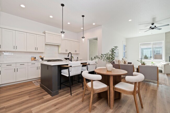 724 S Calhoun Ln, Star, ID 83669 - photo 6