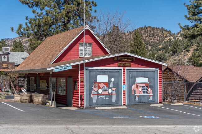 Step back in time and explore the fascinating history of Wrightwood at the Wrightwood Historical Society and Museum.