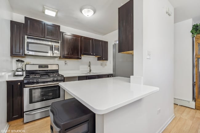 931 Jonathan Ct unit 107, Prospect Heights, IL 60070 - photo 5