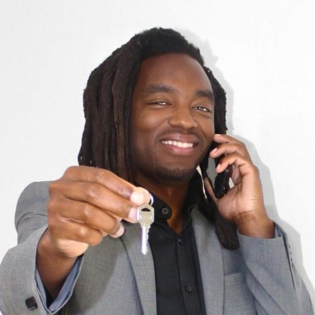 Agent Photo
