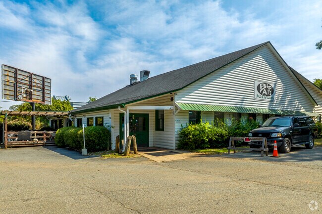 Big Al's Pub and Grubberia is a locals only kind of hidden gem in Silverwood.